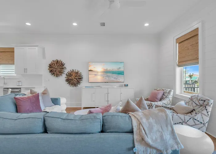 Holiday home The Hangout House By The Madison Liv Collection