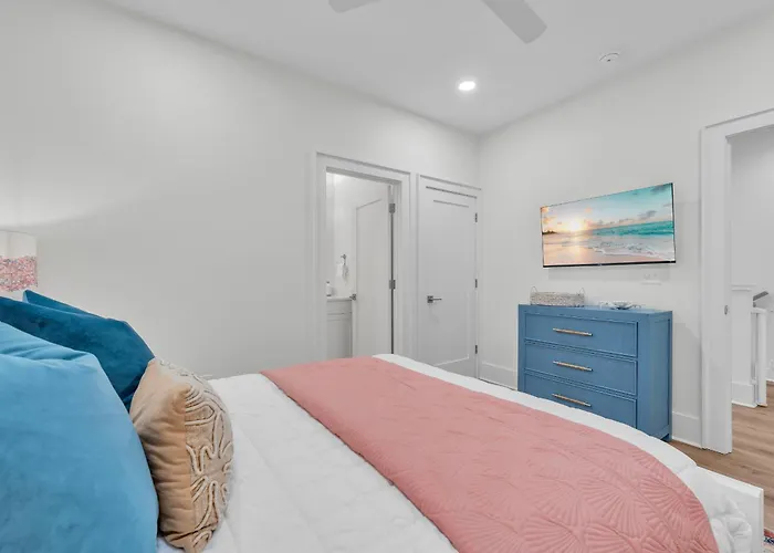 The Hangout House By The Madison Liv Collection Holiday home